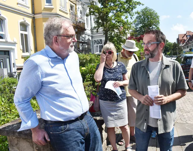 Bezirksbürgermeister Willi Lindenberg (l.) und Melles Ortsbürgermiester Uwe Plass (r.)