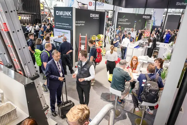 Die rund 350 Quadratmeter Standfläche waren an allen sechs Messetagen stets gut frequentiert. Die MUNK Group freute sich über die vielen Besucher aus aller Welt und der Region.  | Foto: MUNK GmbH / Michael Oettl