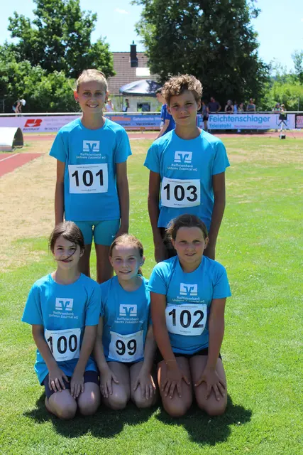 Der Nachwuchs der LG-Zusam in Horgau (hinten links) Franziska Mörgenthaler, Malik Muminovic; (vorne von links) Johanna Gromer,
Marie Brunner, Alma Muminovic
