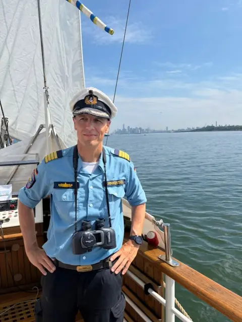 Kapitân zur See Elmar Bornkessel | Foto: Foto: Screenshot Facebookseite GORCH FOCK