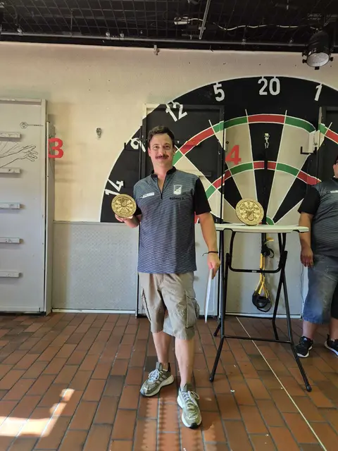 Robert Geyer sichert sich Platz 2! | Foto: Steeldart Moers