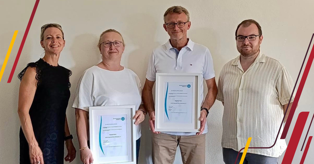 v.l. Denise Boymann (KSB), Klaudia Bours, (DLRG), Siegfried Thiel (DLRG), Pascal Smit (KSB)  | Foto: DLRG Moers-Rheinkamp