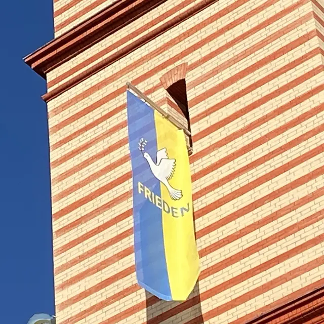 Der russische Angriffskrieg auf die Ukraine löste eine humanitäre Krise aus. Die verschiedenen Religionen und christlichen Konfessionen in Friedberg reagierten mit Mahnwachen und Friedensgebeten.
 | Foto: P. Steffen Brühl