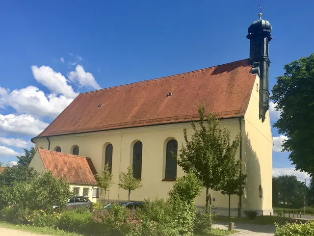 Nach der Generalsanierung der Wallfahrtskirche St. Afra im Felde von 2021 bis 2024 unter Stadtpfarrer Steffen Brühl wurde nun auch die Website neu gestaltet. Hier können nun auch die in der Sanierung gewonnenen neuen wissenschaftlichen Erkenntnisse nachgelesen werden.

Die Website der Wallfahrtskirche ist unter http://sanktafra.de besuchbar. | Foto: P. Steffen Brühl