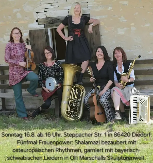 Die Gruppe Shalamazl bezaubert mit osteuropäischen Rhythmen, garniert mit 
bayerisch-schwäbischen Liedern in Olli Marschalls Skulpturenwelt. | Foto: Shalamazl