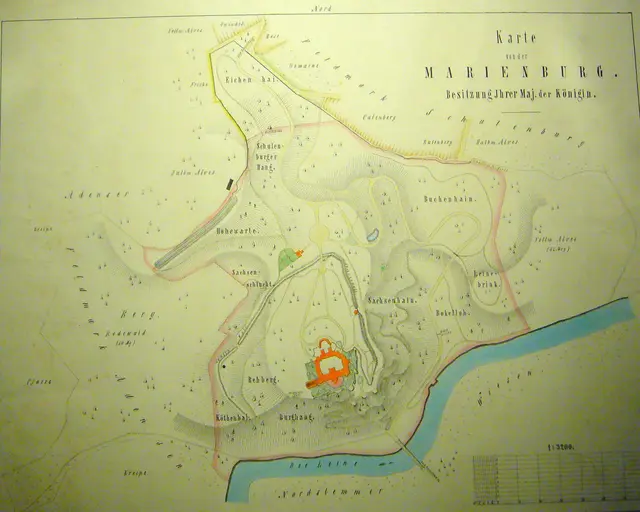 Eine Originalkarte des Marienberges. Deutlich sieht man den Sachsenwall, der Bergkuppe und Schloss umschließt und der heute vom Parkplatz auf dem Weg zum Schloss passiert werden muss. (Leibnizbibliothek) | Foto: Kurt Wolter