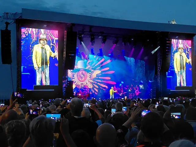 Stimmungsvolles Zucchero Konzert in der Autostadt mit 8500 Besuchern. Es wurde gesungen, getanzt, geklatscht und Handys gezückt.