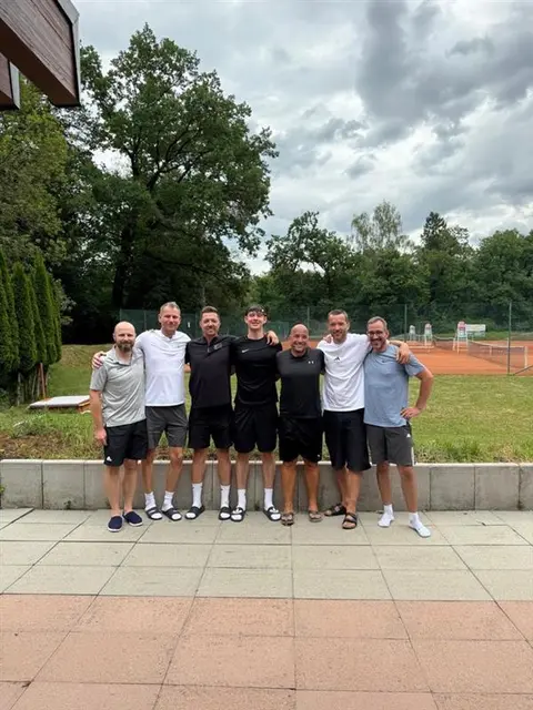 Auch die Herren feierten die Meistermannschaft in der Südliga 6