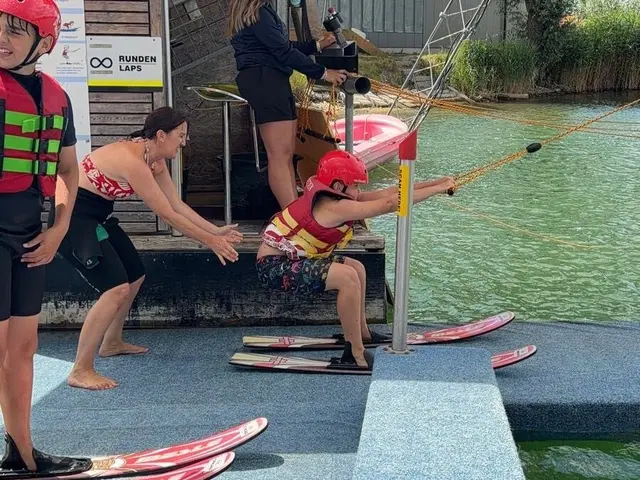 Der Start ist beim Wasserskifahren immer der aufregendste Moment.