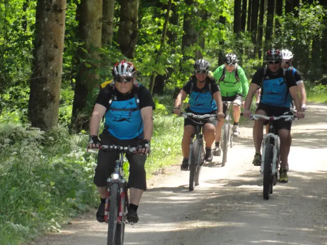 Eine Tour "Bike and Hike" von Bad Hindelang zum Entschenkopf über das Rettenschwanger Tal bietet die Abteilung Alpin des TSV Gersthofen am 13.09.2026 an