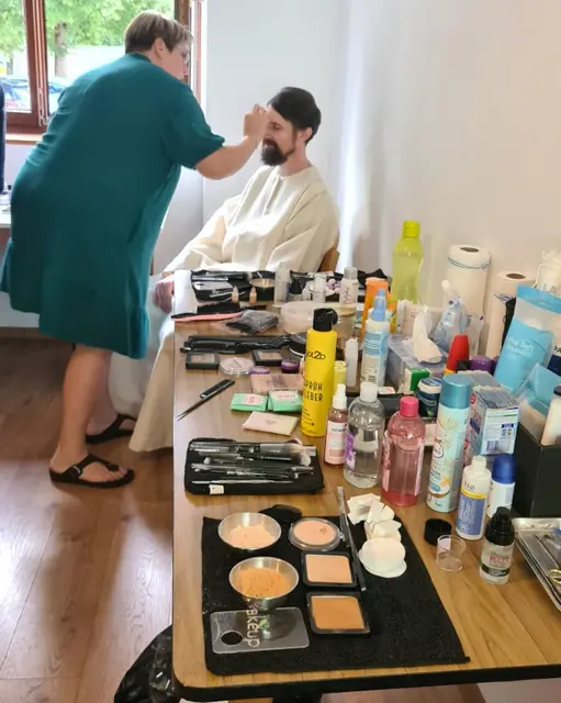 Prior, Philipp Mühlbauer, in der Maske