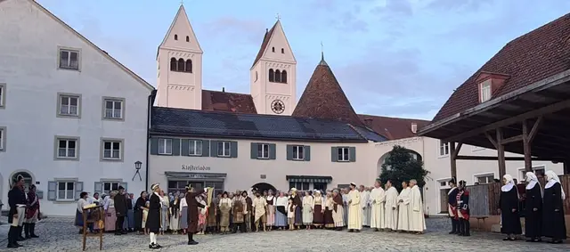 Beamter, Andreas Nöß, verliest Bevölkerung und Mönchen Dekret von Kurfürst Max IV. Joseph