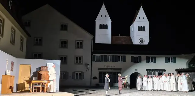 … verlesen Dekret an die Mönche