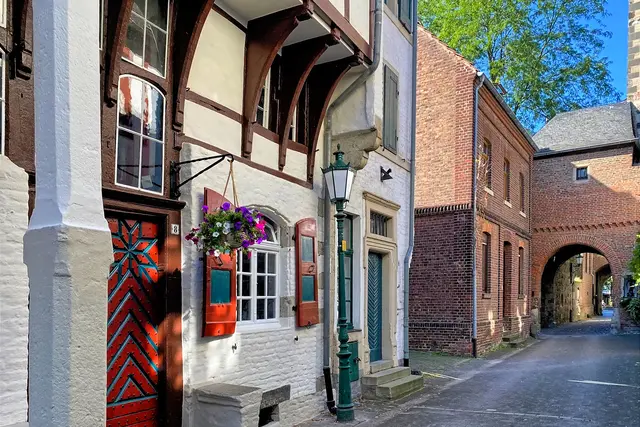 Die mittelaltrliche Zollfeste Zons, Altstadt | Foto: copyright Margot Klütsch