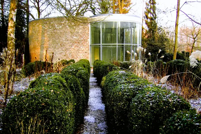 Erwin Heerich: Graubner Pavillon, Museum Insel Hombroich, Neuss | Foto: copyright Margot Klütsch