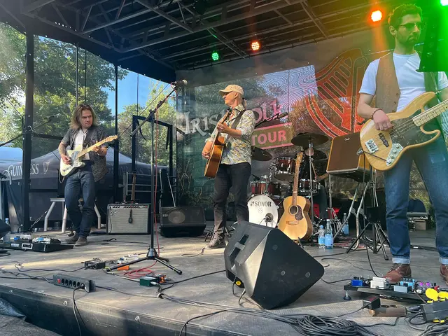 Irish Folk im Irischen Dorf