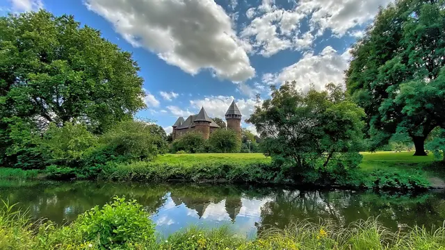 Burg Linn, Krefeld | Foto: copyright Margot Klütsch