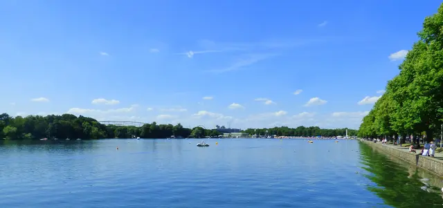 Der Maschsee, hier läuft bis August auch das Maschseefest