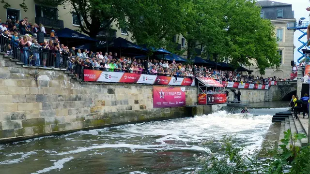 Und nach jedem Ritt werden die Sportlerinnen mit gebührendem Applaus belohnt. | Foto: Kurt Wolter