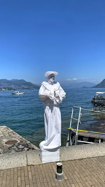 Das ist eine lebende Statue! | Foto: Copyright Margot Klütsch