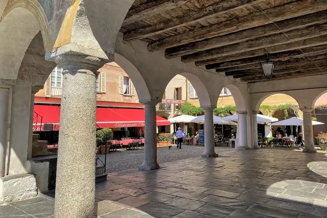 San Giulio: das ehemalige Rathaus (1582), heute Palazzoto della Comunità. | Foto: Copyright Margot Klütsch
