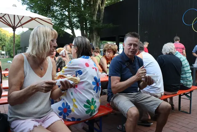 Super Helferfest am Eiskanal | Foto: Marianne Stenglein