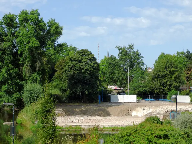 Abriss Heubergbad.  | Foto: Siegmund Walter, 01.08.2026, 10:02 Uhr