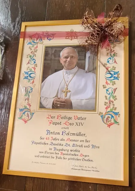 Der Apostolische Segen Papst Leo XIV.