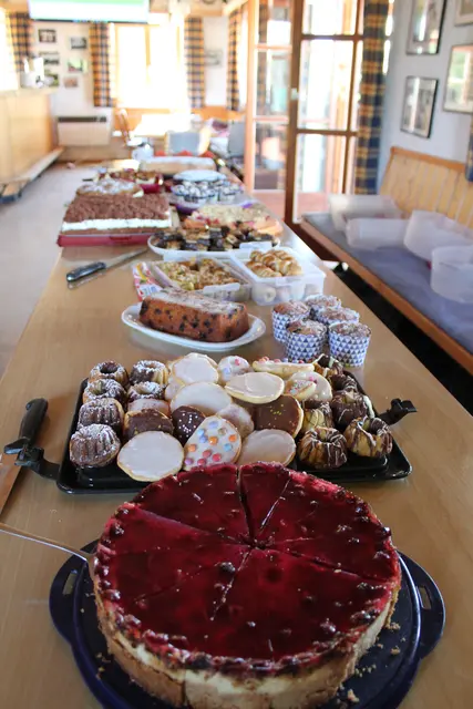 Tolles Kuchenbuffet am Nachmittag!