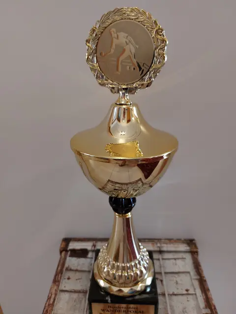 Der Pokal, um den es ging.
