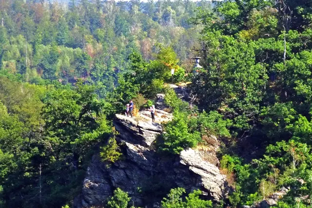 Blick von der Schönsicht zur Verlobungsurne