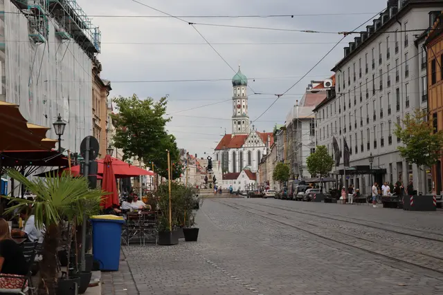 Maximilianstraße in Augsburg | Foto: Marianne Stenglein