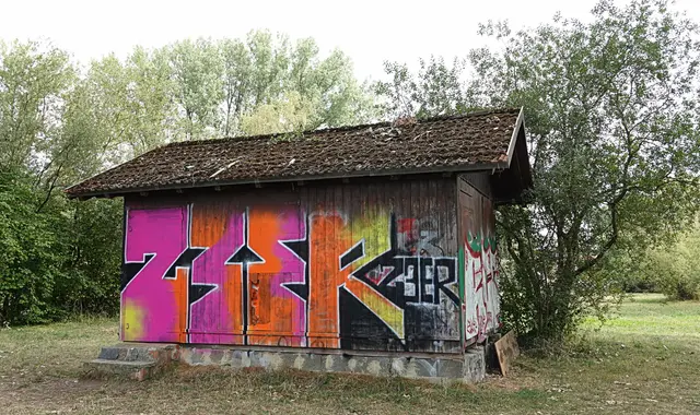Ein Farbklecks auf der Schmutterinsel