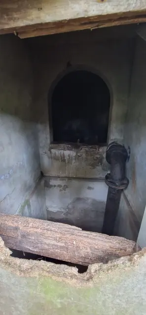 Blick in den stillgelegten Hochbehälter in Hatzfeld - Bild 2026
