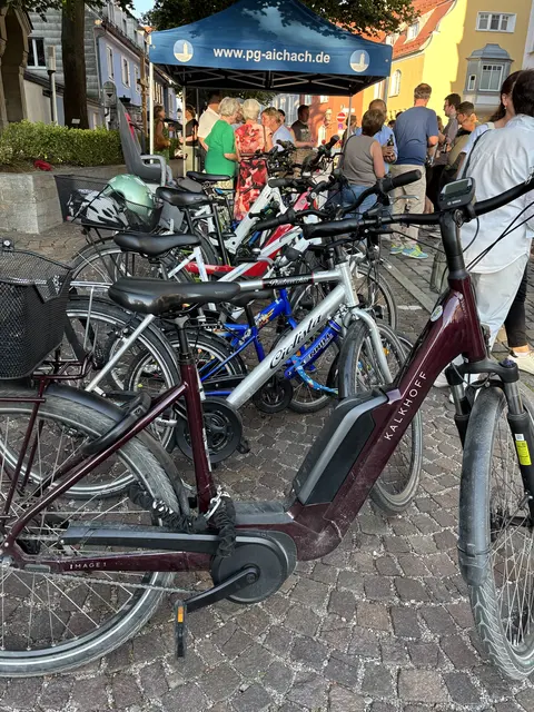 Fahrräder auf dem Danhauserplatz