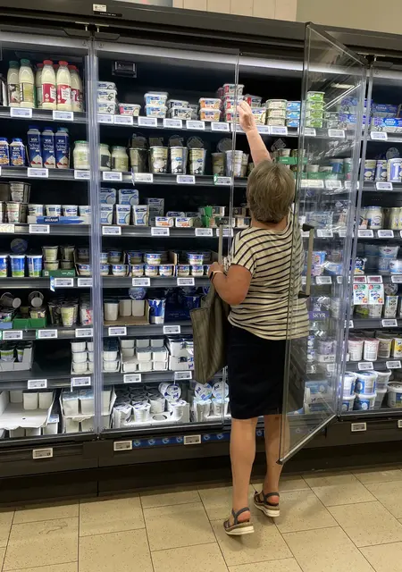 Im Supermarkt sehr sportlich.