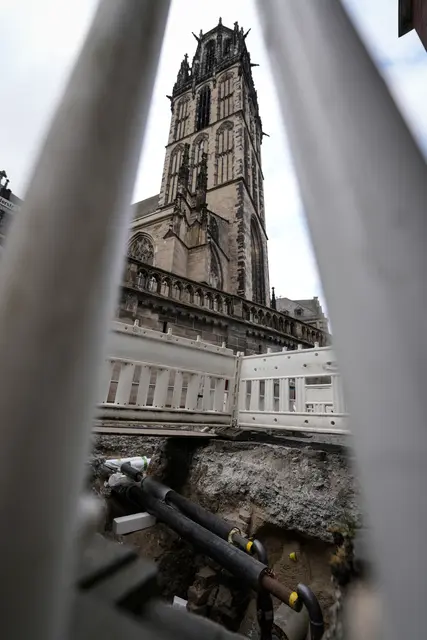 Die Fernwärme Duisburg schließt die Salvatorkirche ans Fernwärmenetz an.
Foto: Daniel Tomczak / DVV
