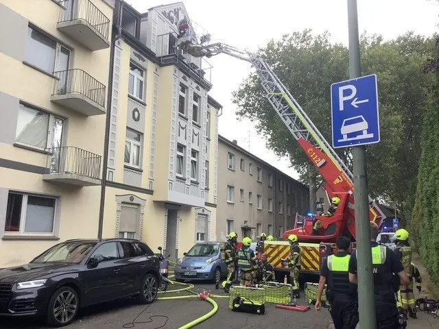 Kellerbrand in Horst - aufwendige Löscharbeiten unter Atemschutz | Foto: Feuerwehr Gelsenkirchen