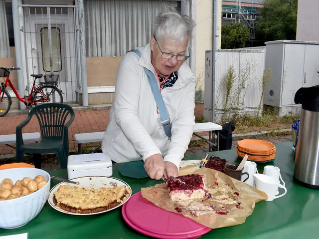 Am Stand von "Willi" gab es Kaffee und Kuchen