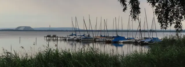 Ein erster Eindruck vom "Steinhuder Meer" bei einem kleinen Spaziergang an der Uferpromenade von Mardorf. | Foto: M. A.