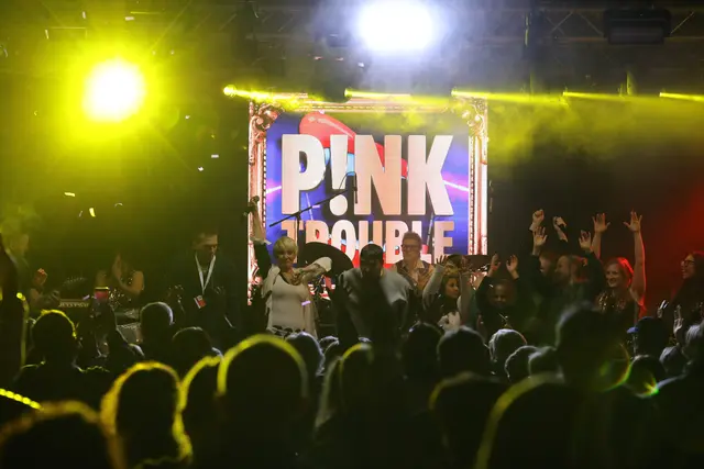 Bilder Schepers / Ringenberger Kulturtage begeistern mit Poetry Slam, Tribute-Shows und Familienfest