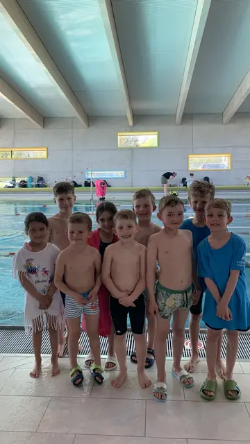 Die Nachwuchsmannschaft räumt beim Bambini-Schwimmen in Erding ab