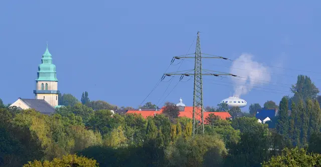 Der Dorfabend findet auf dem Vorplatz der Herz-Jesu-Kirche statt