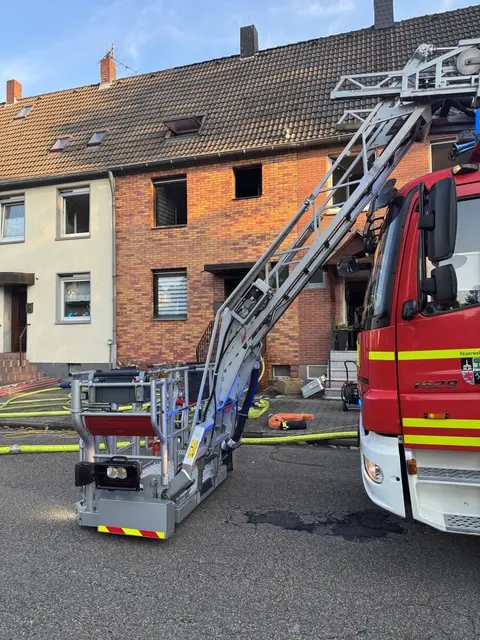 Küchenbrand sorgt für aufwendigen Einsatz