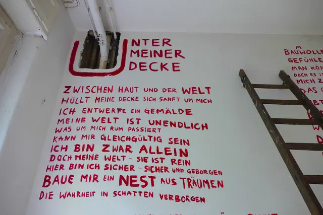 Anfangsbuchstabe "U" mit dem ersten Vers und 11 Zeilen, der insgesamt 81 Zeilen.