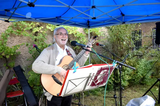 Musik im Kirchgarten von St. Petri