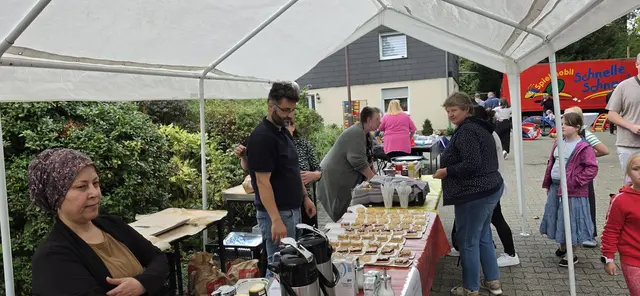 Foto: Gruppenfotos von Kerstin Boegeholz, andere Fotos Pater Tobias Breer