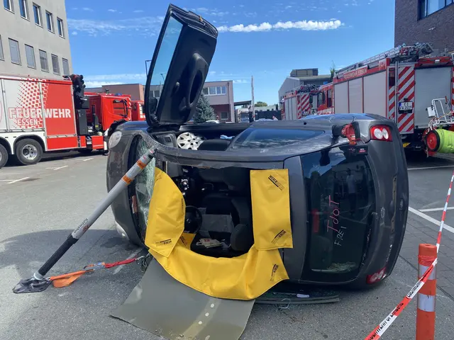 Rettung von Unfallopfern aus dem PKW