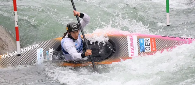 Ricarda Funk - holt im Kayak Cross Silber | Foto: Archivfotos