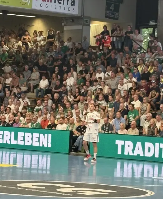 Die Göppinger EWS Arena ist immer eine beeindruckende Kulisse im Hallenhandball - Frieder Bandlow erzielte dort sein erstes Tor in der Hallenhandball Bundesliga 